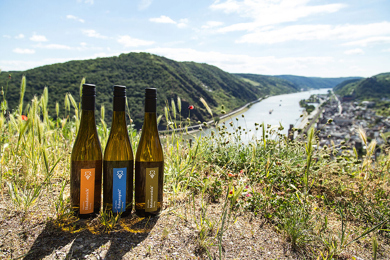 Mittelrhein Riesling Charta wines with scenic background